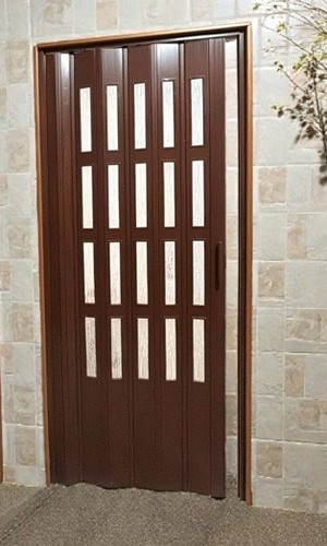 Porta soffietto con - con, finestre